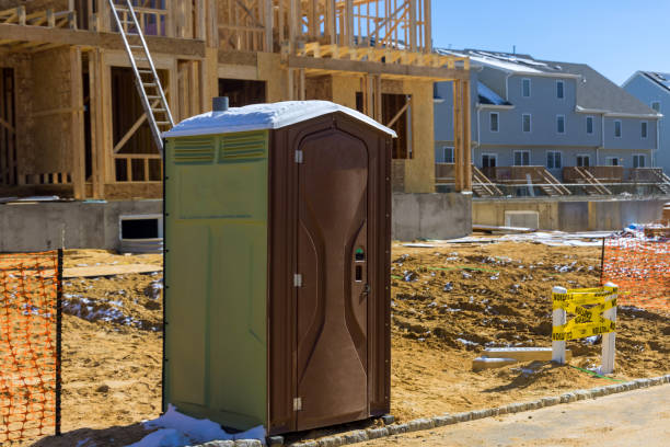 Best Portable Toilet Rental for Emergency Services  in Lipatria, CA