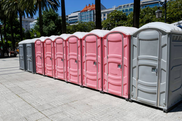 Best Construction Site Portable Toilets  in Lipatria, CA