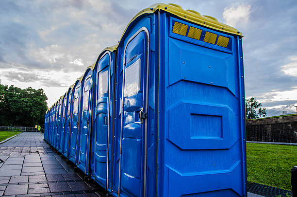 Best Portable Restroom Maintenance and Cleaning  in Lipatria, CA